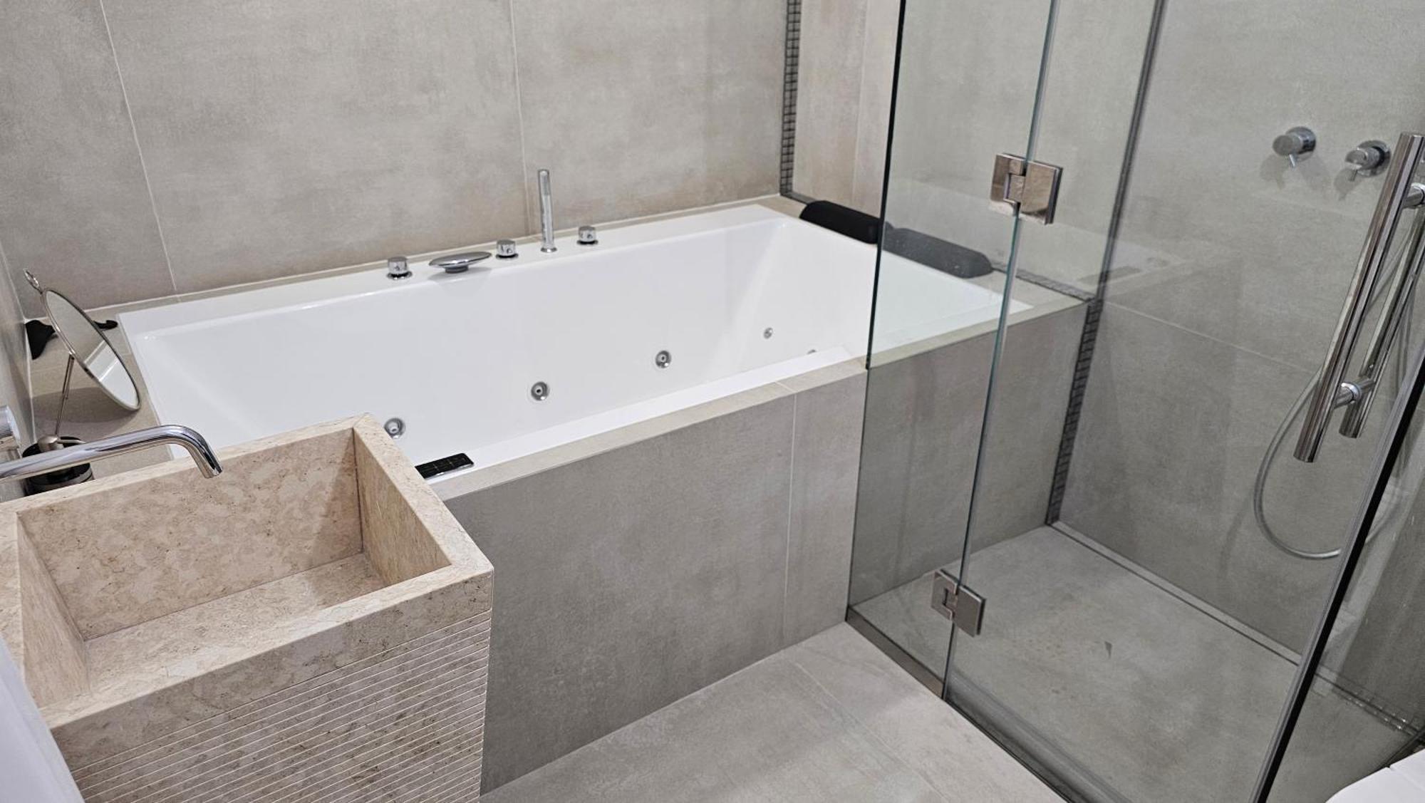 Apartamento Oasis Jacuzzi Retreat Marbella